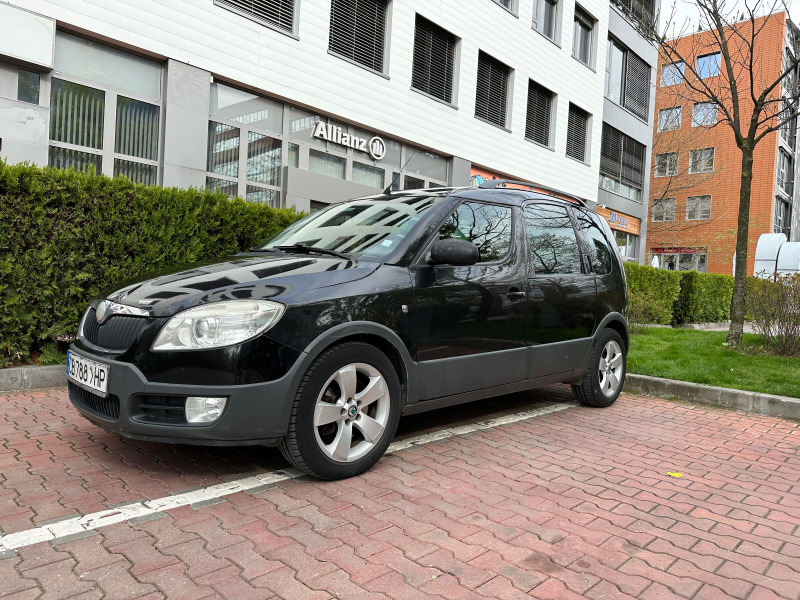 Skoda Roomster Scout 1.6i от SKODA България , снимка 9 - Автомобили и джипове - 45423027