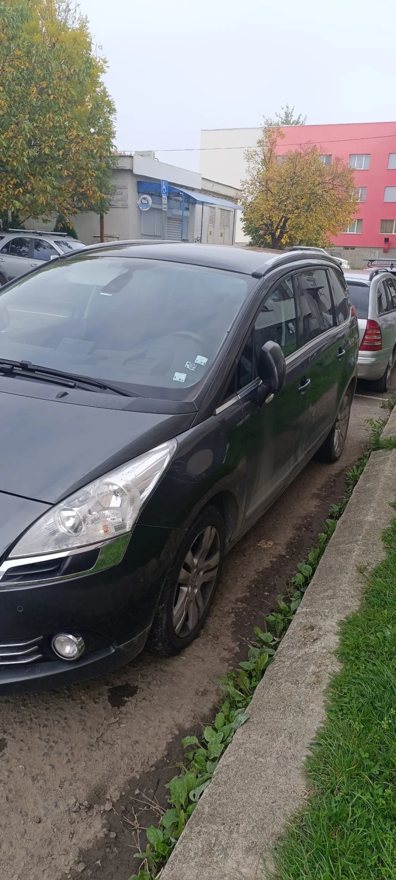 Peugeot 5008, снимка 5 - Автомобили и джипове - 47567269