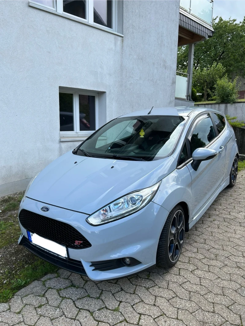 Ford Fiesta ST200, снимка 1 - Автомобили и джипове - 47450888