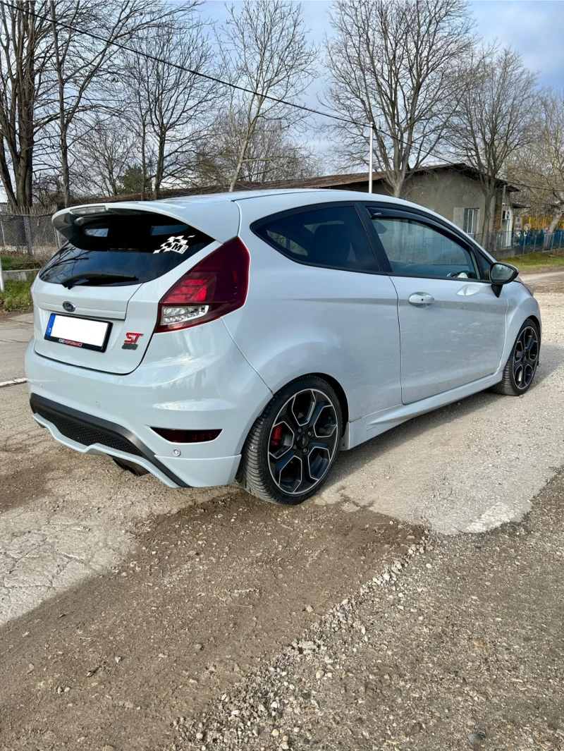 Ford Fiesta ST200, снимка 4 - Автомобили и джипове - 48248463