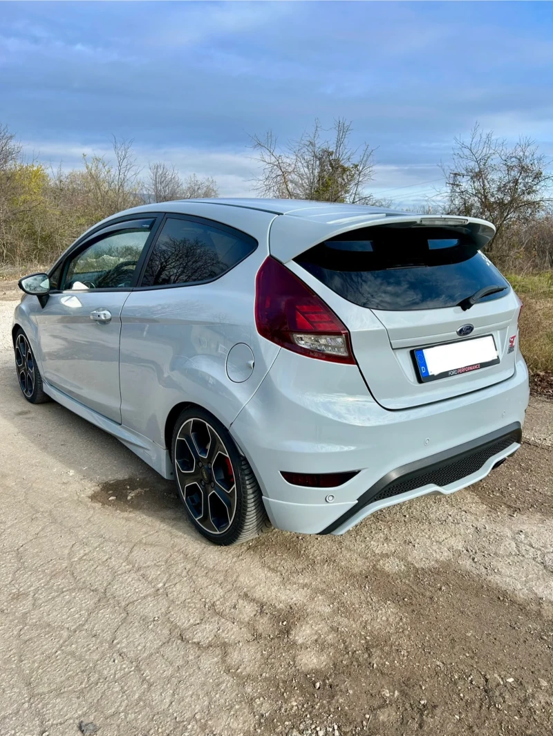 Ford Fiesta ST200, снимка 3 - Автомобили и джипове - 48248463