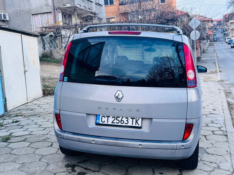 Renault Espace Перфектен!! 3.0dci, снимка 4 - Автомобили и джипове - 48347288