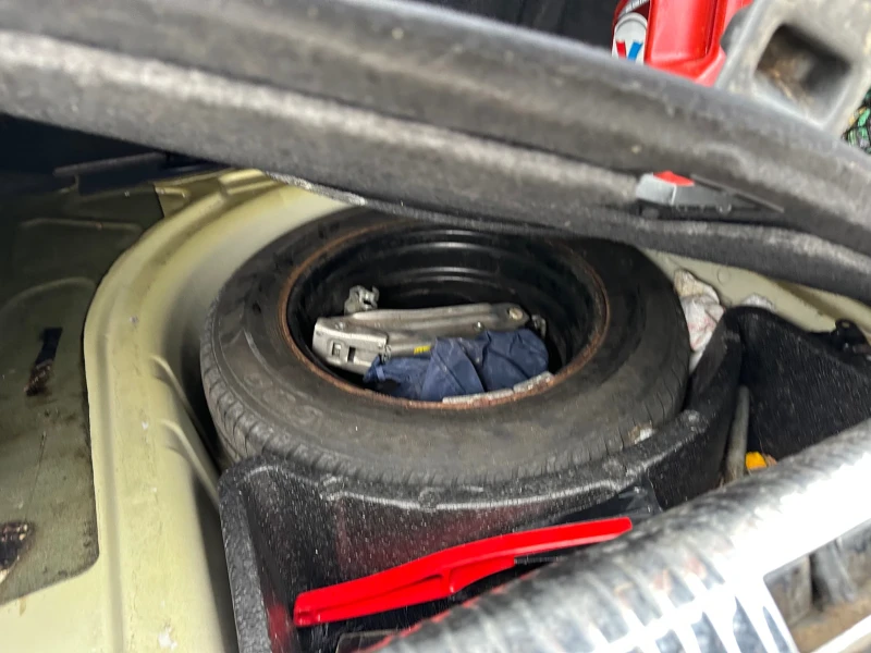 VW Bora 1.9 TDI, снимка 8 - Автомобили и джипове - 52331617