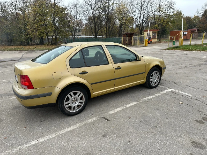 VW Bora 1.9 TDI, снимка 4 - Автомобили и джипове - 52331617