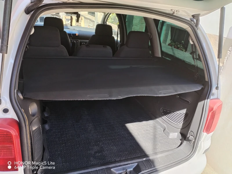 Seat Alhambra, снимка 11 - Автомобили и джипове - 52494736