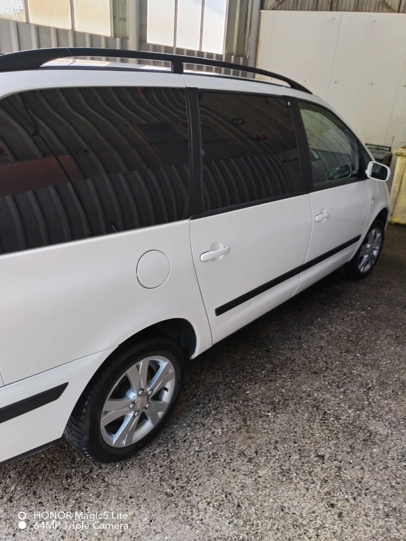 Seat Alhambra, снимка 3 - Автомобили и джипове - 52494736