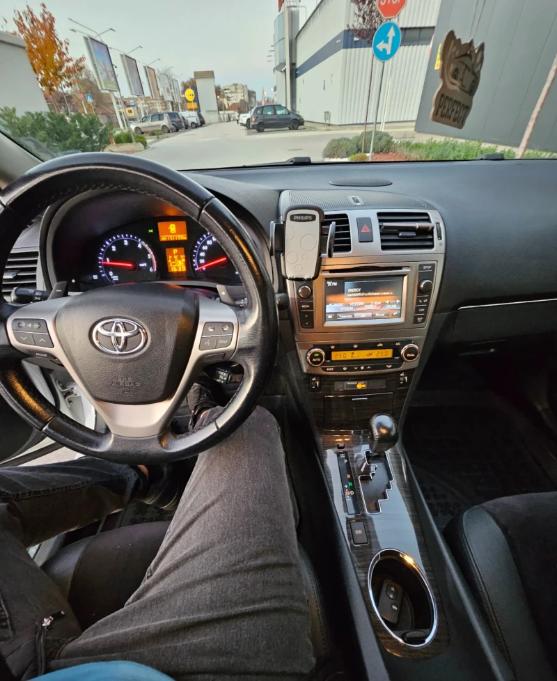 Toyota Avensis 2.2 dizel 150 к.с EDITION-FACELIFT, снимка 9 - Автомобили и джипове - 52515394