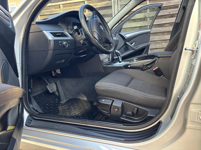BMW 523 E60, снимка 10 - Автомобили и джипове - 52524565