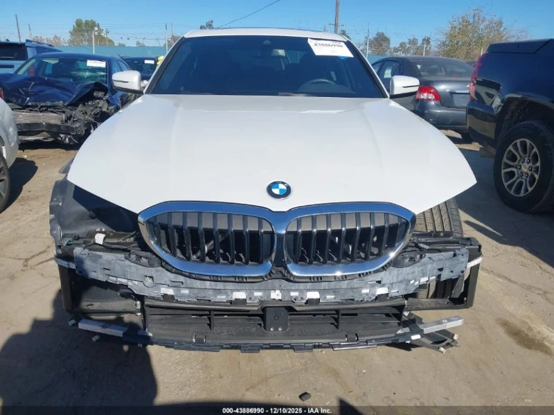 BMW 330 2.0L I-4 DI, DOHC, VVT, TURBO, 255HP Rear Wheel, снимка 13 - Автомобили и джипове - 53077931