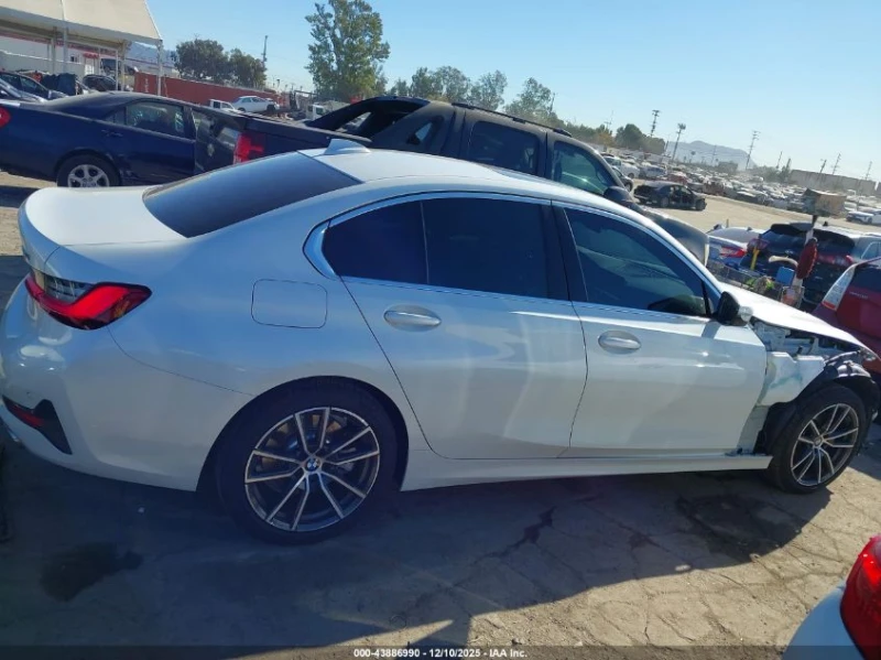 BMW 330 2.0L I-4 DI, DOHC, VVT, TURBO, 255HP Rear Wheel, снимка 6 - Автомобили и джипове - 53077931