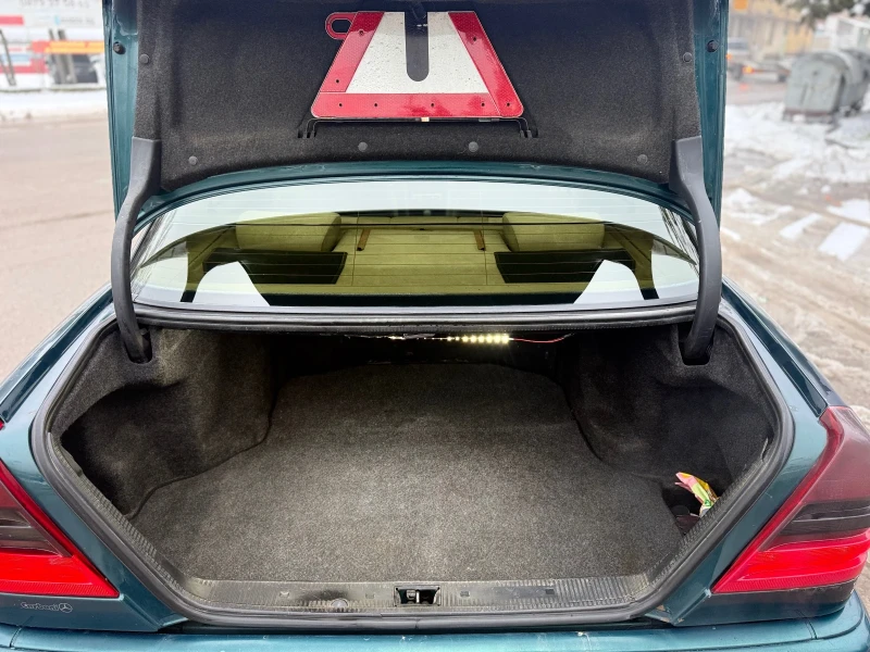 Mercedes-Benz C 250 2.5TDI 150, снимка 10 - Автомобили и джипове - 53100422