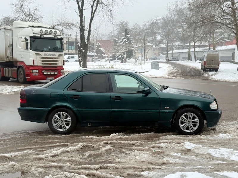 Mercedes-Benz C 250 2.5TDI 150, снимка 4 - Автомобили и джипове - 53100422