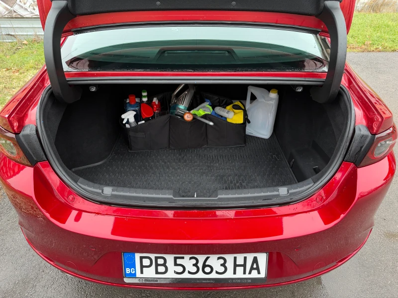 Mazda 3 SKYACTIV G MILD HYBRID HUD/BOSE/LED, снимка 8 - Автомобили и джипове - 53212960