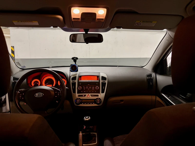 Kia Ceed 1.4 CVVT, снимка 11 - Автомобили и джипове - 53586881