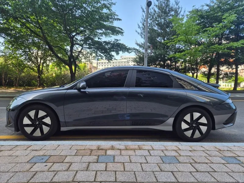 Hyundai Ioniq 6 Long Range Awd E-Lite, снимка 3 - Автомобили и джипове - 56736302