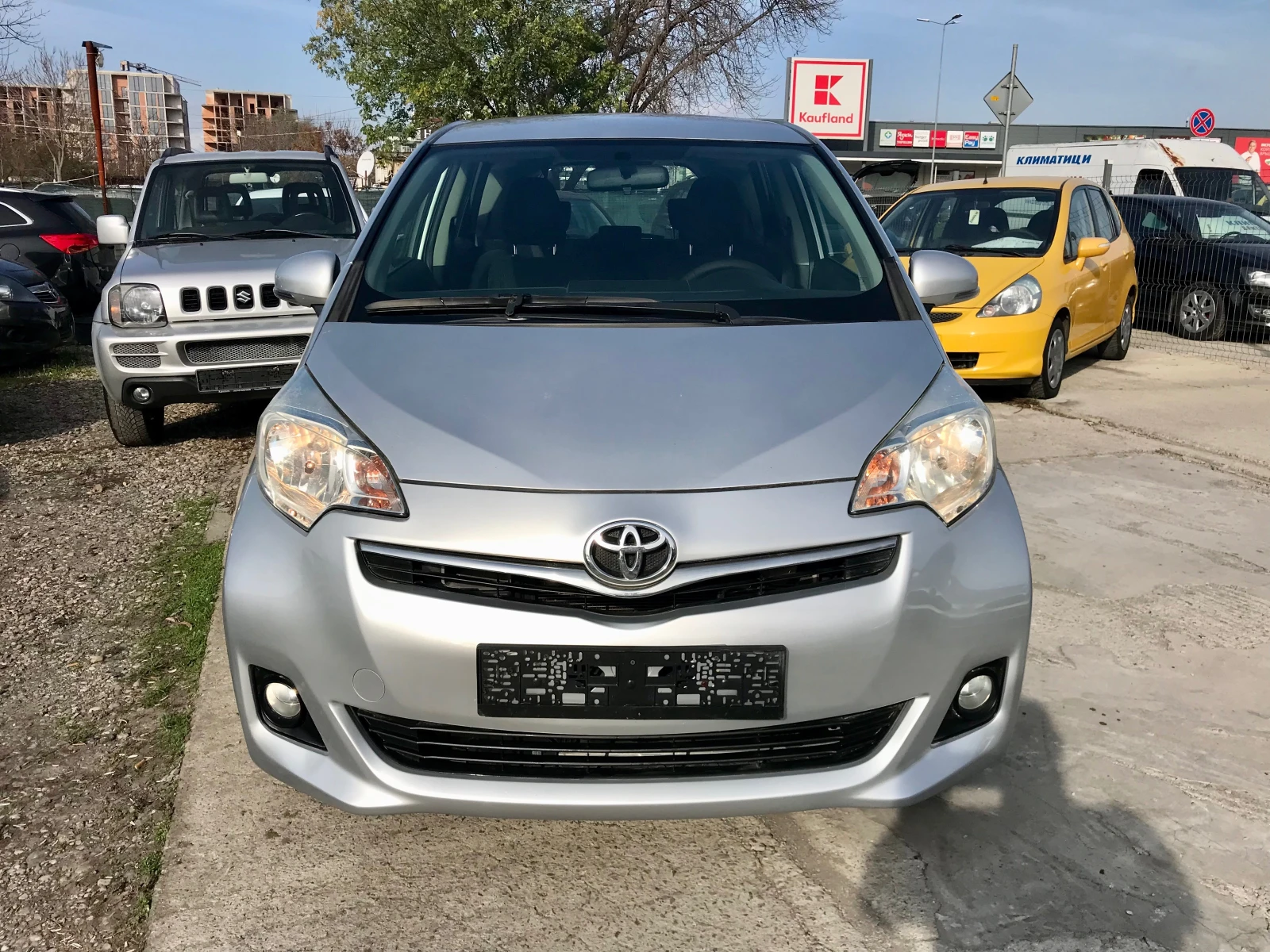 Toyota Verso S 1.3vvti-99кс-6ск., снимка 1