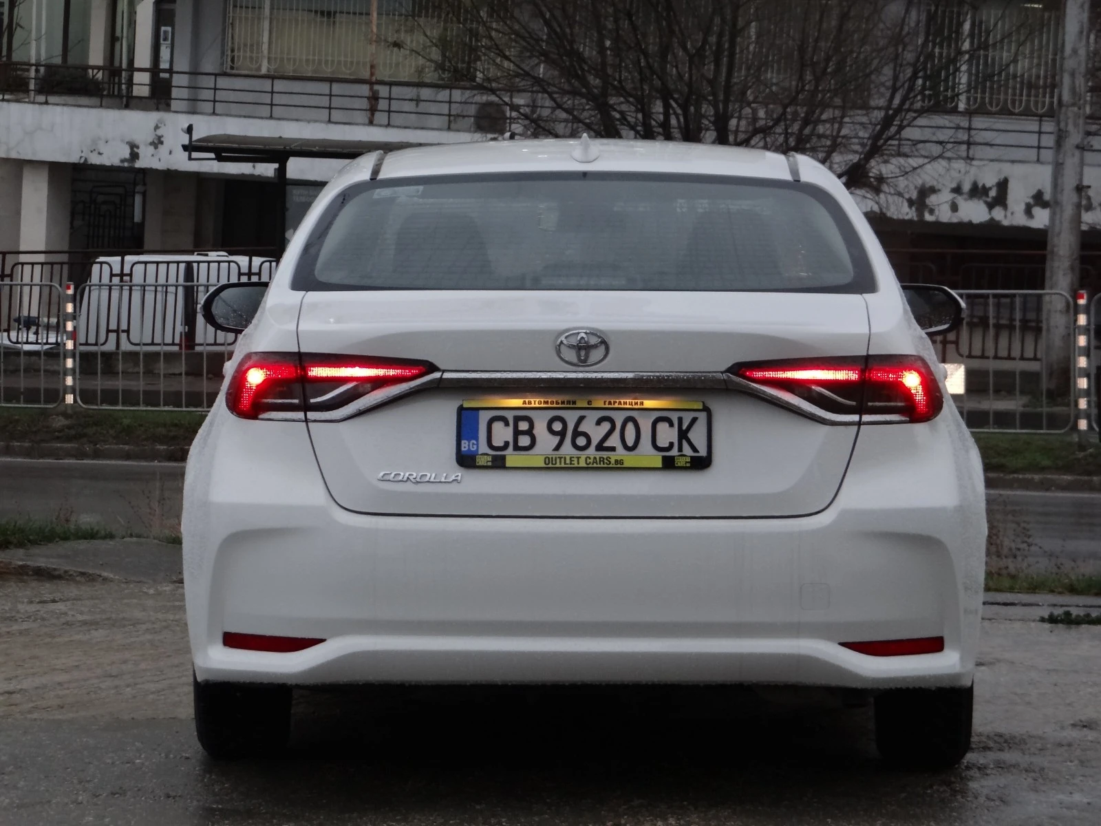 Toyota Corolla 1.5 DYNAMIC FORCE - изображение 5