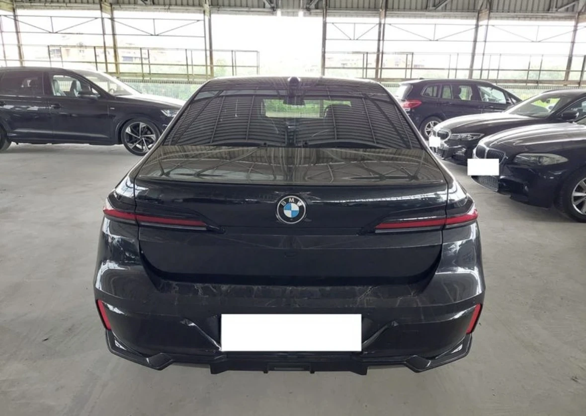 BMW 740 xDrive M Sport - изображение 3