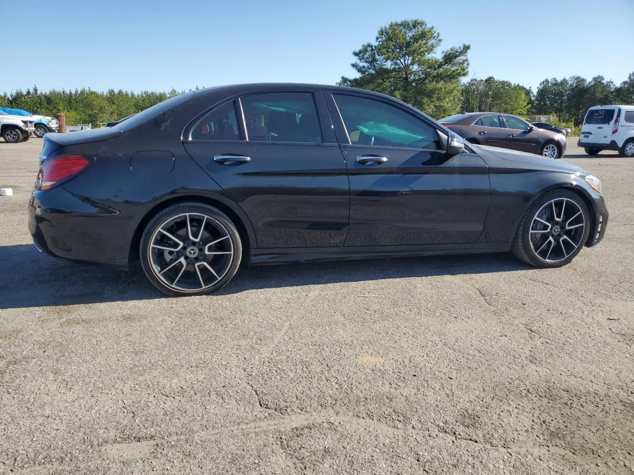 Mercedes-Benz C 300 AMG-Pack* Burmester* LED* Дигитално табло* Подгрев - изображение 3