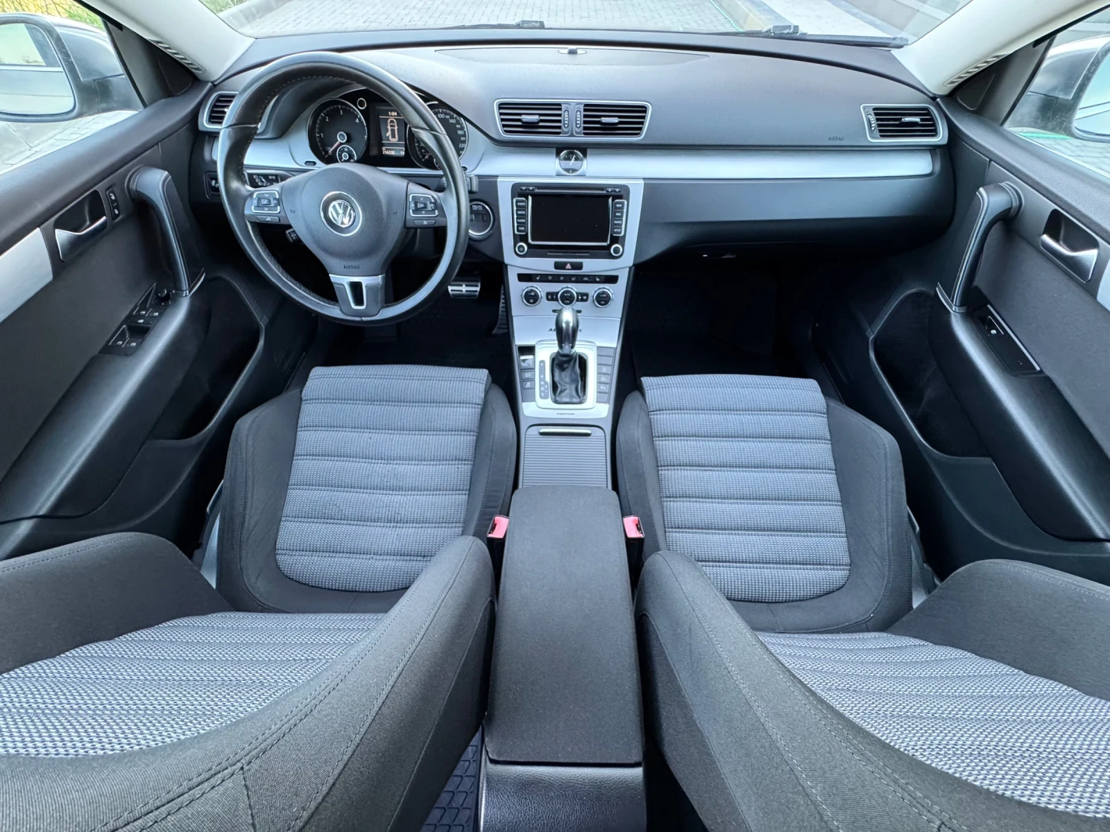 VW Passat Alltrack 2.0 TDI / 4MOTION / LED / DSG / NAVI  - изображение 9