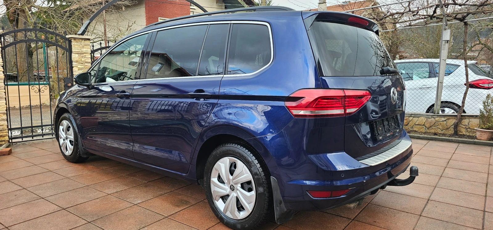 VW Touran 2.0 TDI DSG7 AUTOMAT  | Mobile.bg � ����������� 6