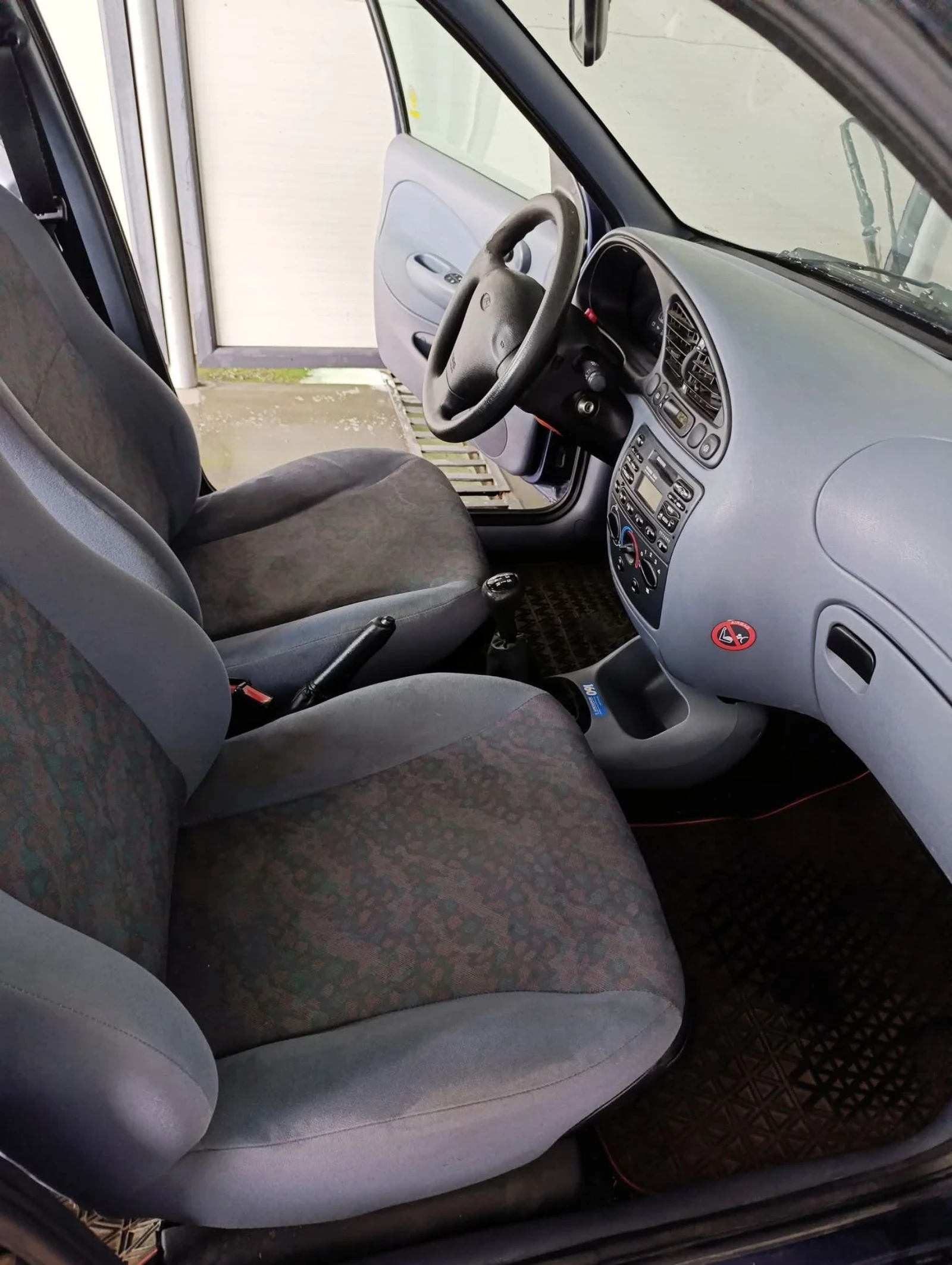 Ford Fiesta, снимка 7 - Автомобили и джипове - 54037068