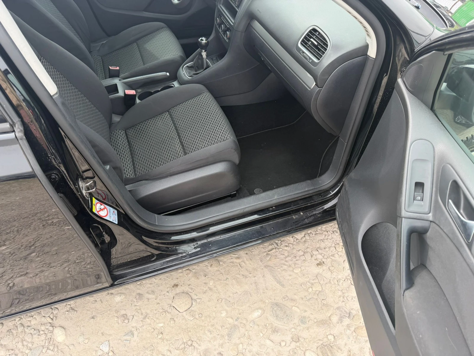 VW Golf 1.4, снимка 12 - Автомобили и джипове - 54189825