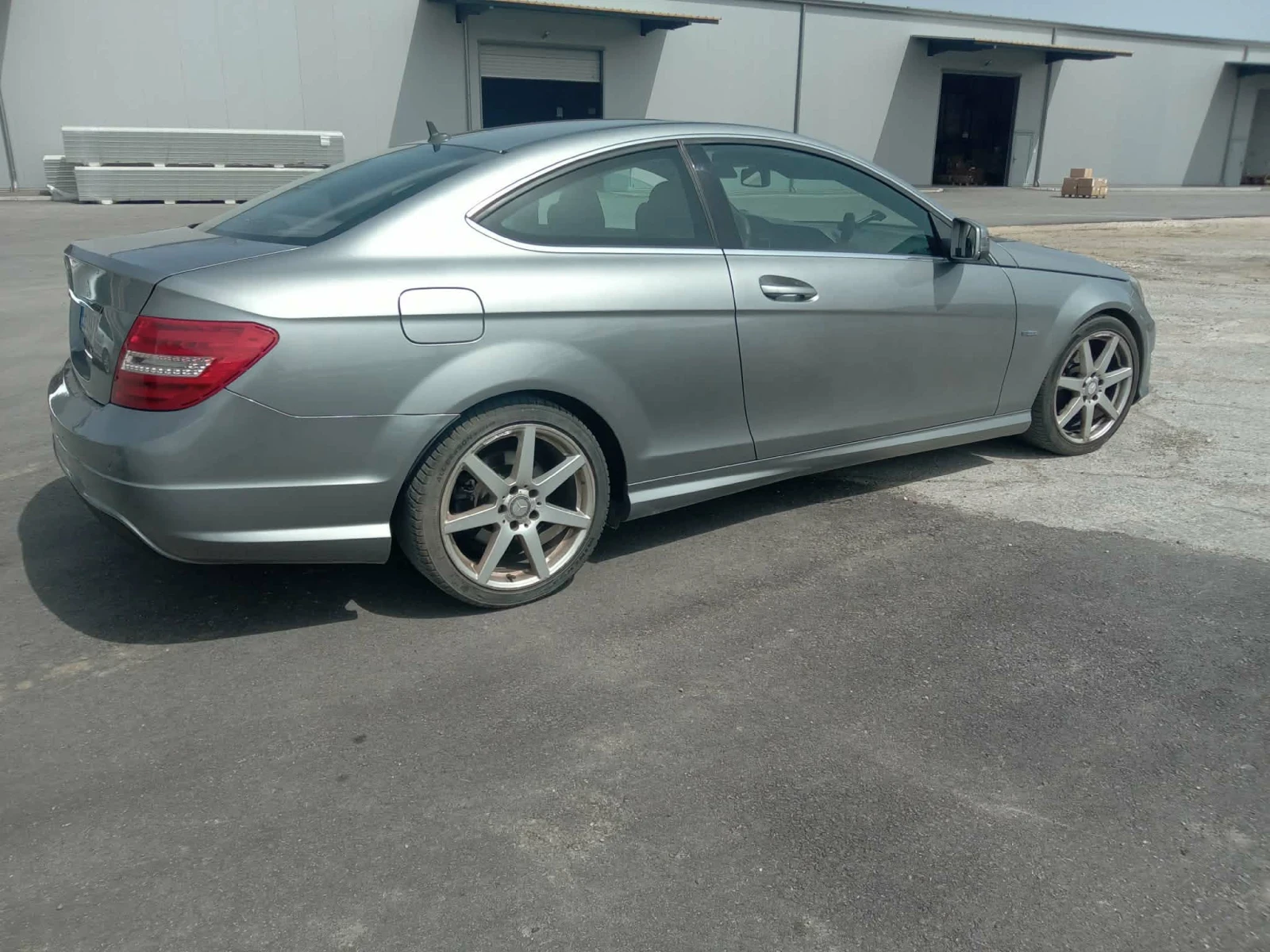 Mercedes-Benz C 220 2011 AMG Пакет , снимка 7 - Автомобили и джипове - 54483814