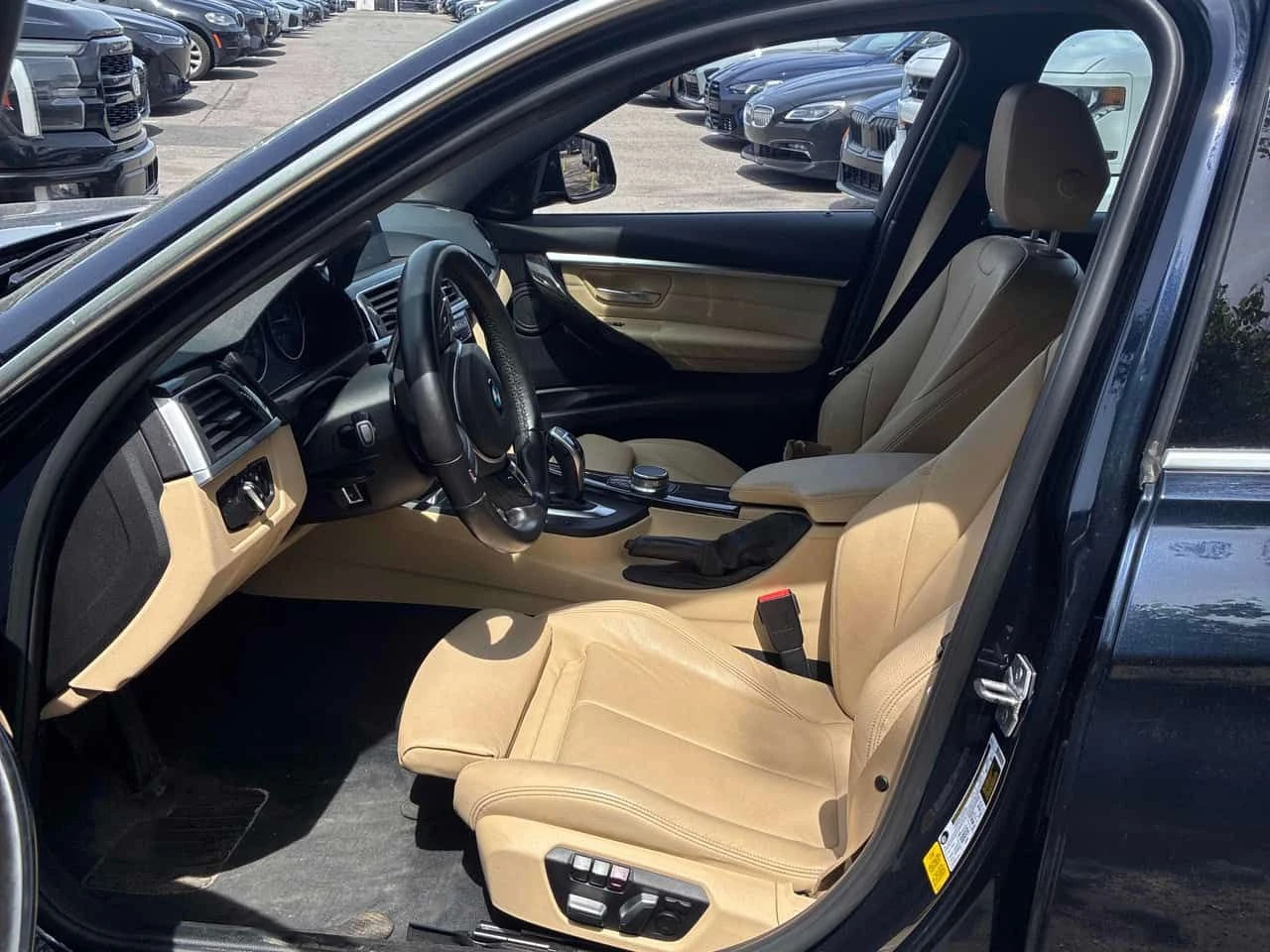 BMW 340 ЗАДНО * 33K KM * ЕДИН СОБСТВЕНИК * HARMAK/KARDON, снимка 12 - Автомобили и джипове - 55074131