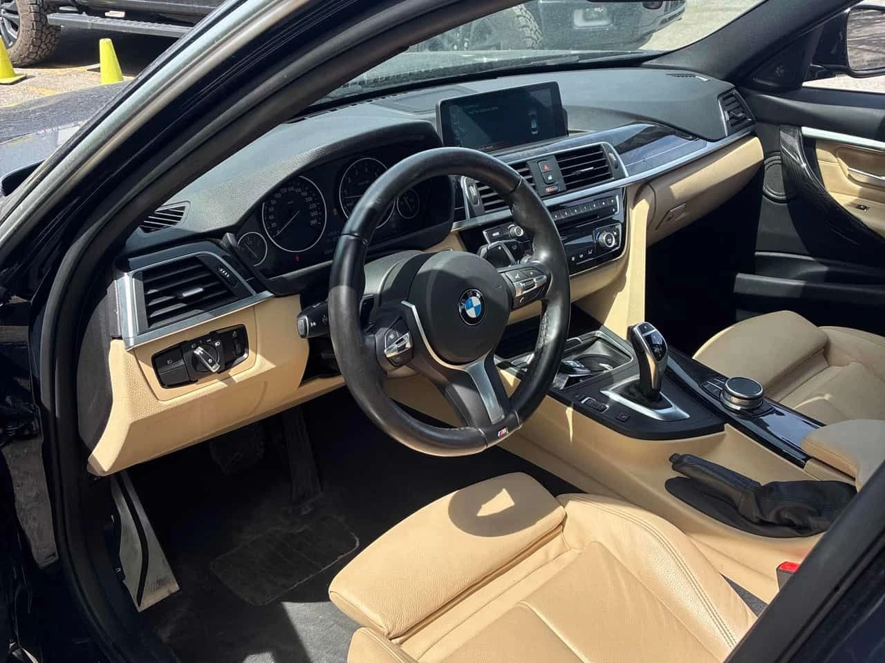 BMW 340 ЗАДНО * 33K KM * ЕДИН СОБСТВЕНИК * HARMAK/KARDON, снимка 5 - Автомобили и джипове - 55074131
