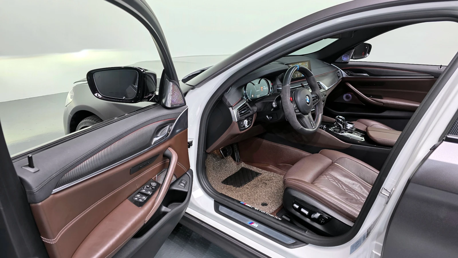 BMW 530 M-PK* HUD* 360* DIS* ОБДУХ* CRYSTAL* КРАЙНА ЦЕНА, снимка 9 - Автомобили и джипове - 55087839