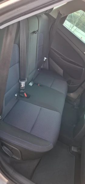 Hyundai Tucson 2.0 crdi 4x4 136 LED Automat , снимка 15