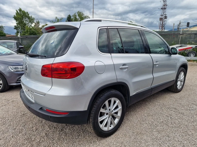 VW Tiguan 2.0TDi/Aвт./131хил.км!/Лизинг, снимка 5 - Автомобили и джипове - 47444477