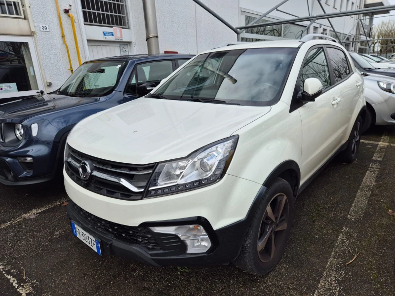 SsangYong Korando 2.0 e-XGi 200 Sapphire 4WD, снимка 1 - Автомобили и джипове - 49469626