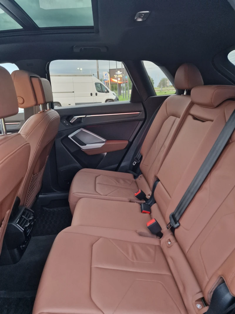 Audi Q3 S LINE quattro , снимка 14 - Автомобили и джипове - 52299799