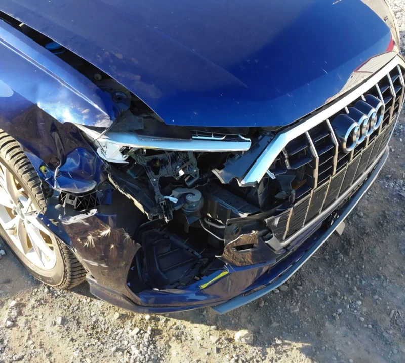 Audi Q3 S LINE quattro , снимка 17 - Автомобили и джипове - 52299799