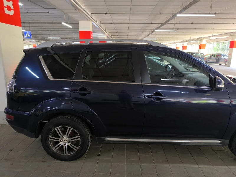Mitsubishi Outlander 2.0d 6 ск., снимка 4 - Автомобили и джипове - 51968805