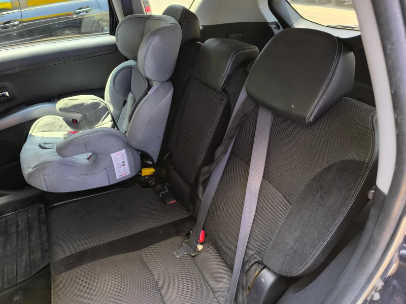 Mitsubishi Outlander 2.0d 6 ск., снимка 14 - Автомобили и джипове - 51968805