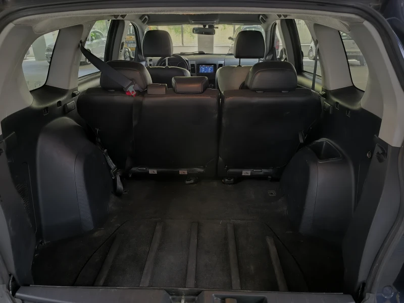 Mitsubishi Outlander 2.0d 6 ск., снимка 6 - Автомобили и джипове - 51968805