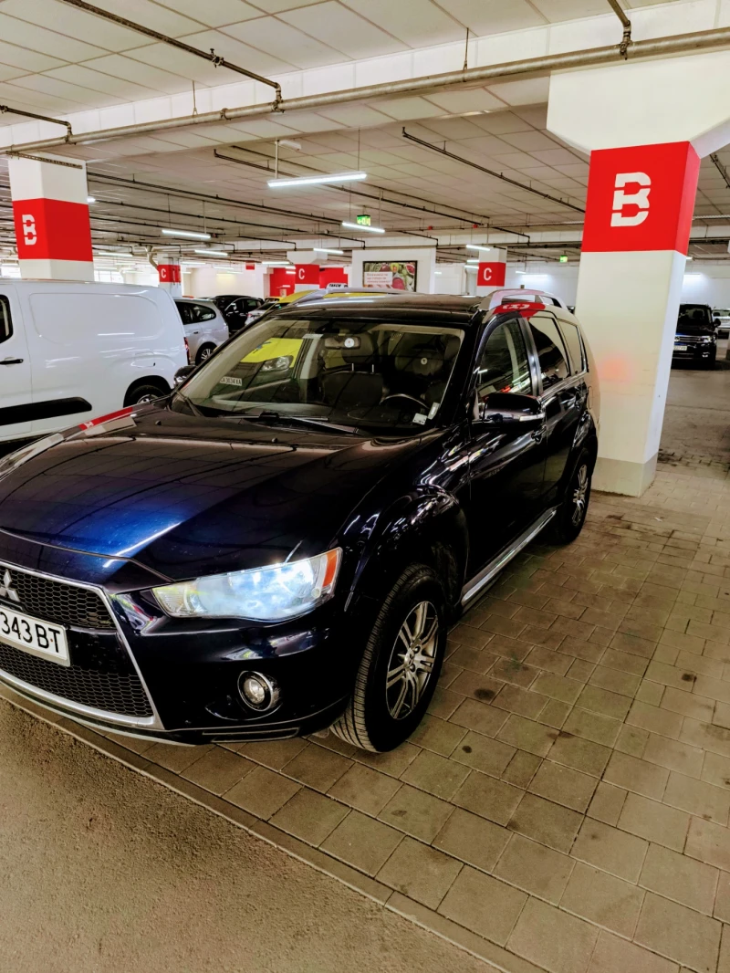 Mitsubishi Outlander 2.0d 6 ск., снимка 3 - Автомобили и джипове - 51968805