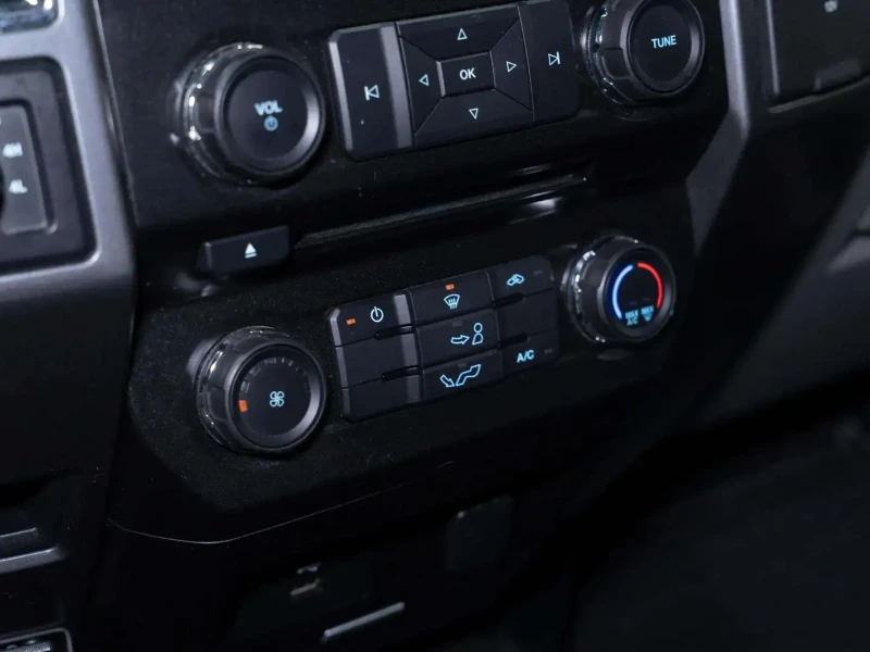 Ford F150  * F- XLT * 4x4* V8 5.0L * SuperCrew, снимка 14 - Автомобили и джипове - 52550588