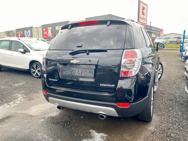 Chevrolet Captiva, снимка 6 - Автомобили и джипове - 53237756