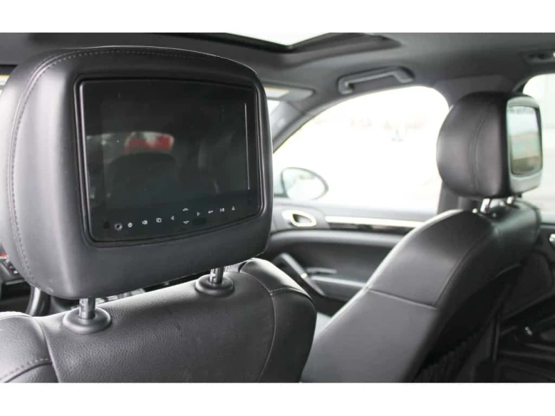 Porsche Cayenne * AWD 4dr Diesel * CARFAX * ЦЕНА ДО БГ, снимка 15 - Автомобили и джипове - 53529241