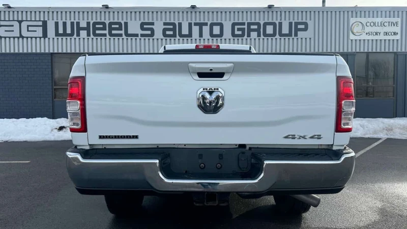 Dodge RAM 2500 Big Horn 4x4 Crew Cab 8  Box * Подгреви * Carfax, снимка 4 - Автомобили и джипове - 53561387