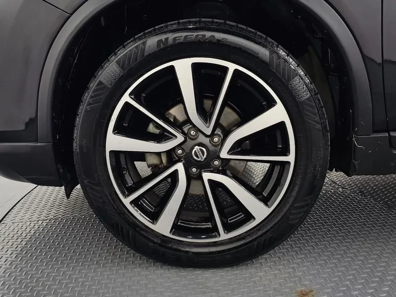 Nissan X-trail 2.5 Tech 4Wd, снимка 5 - Автомобили и джипове - 56666647