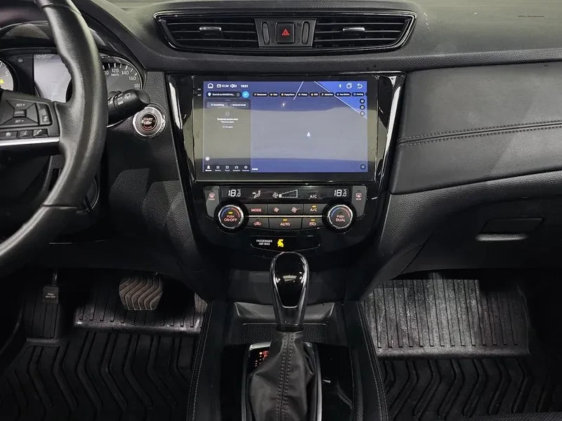 Nissan X-trail 2.5 Tech 4Wd, снимка 14 - Автомобили и джипове - 56666647