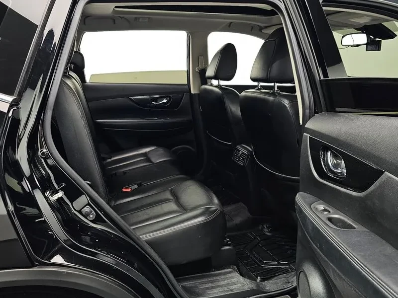Nissan X-trail 2.5 Tech 4Wd, снимка 12 - Автомобили и джипове - 56666647