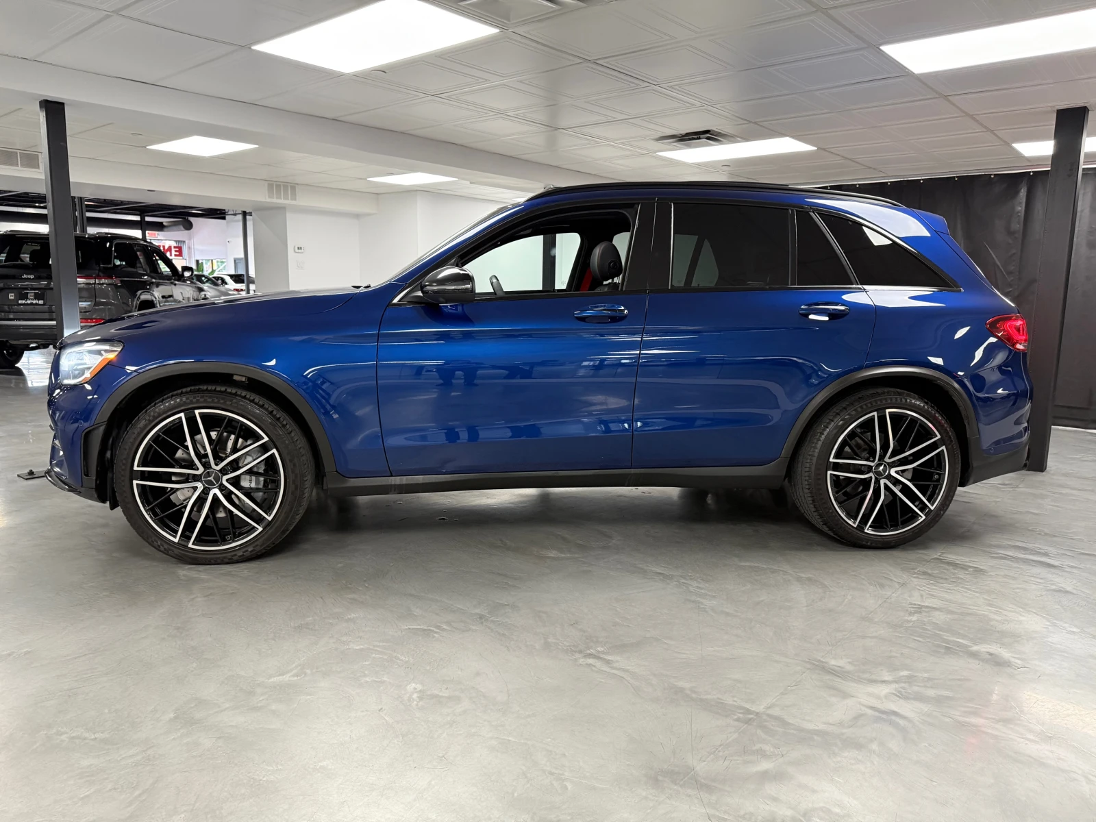 Mercedes-Benz GLC 43 AMG  - изображение 2