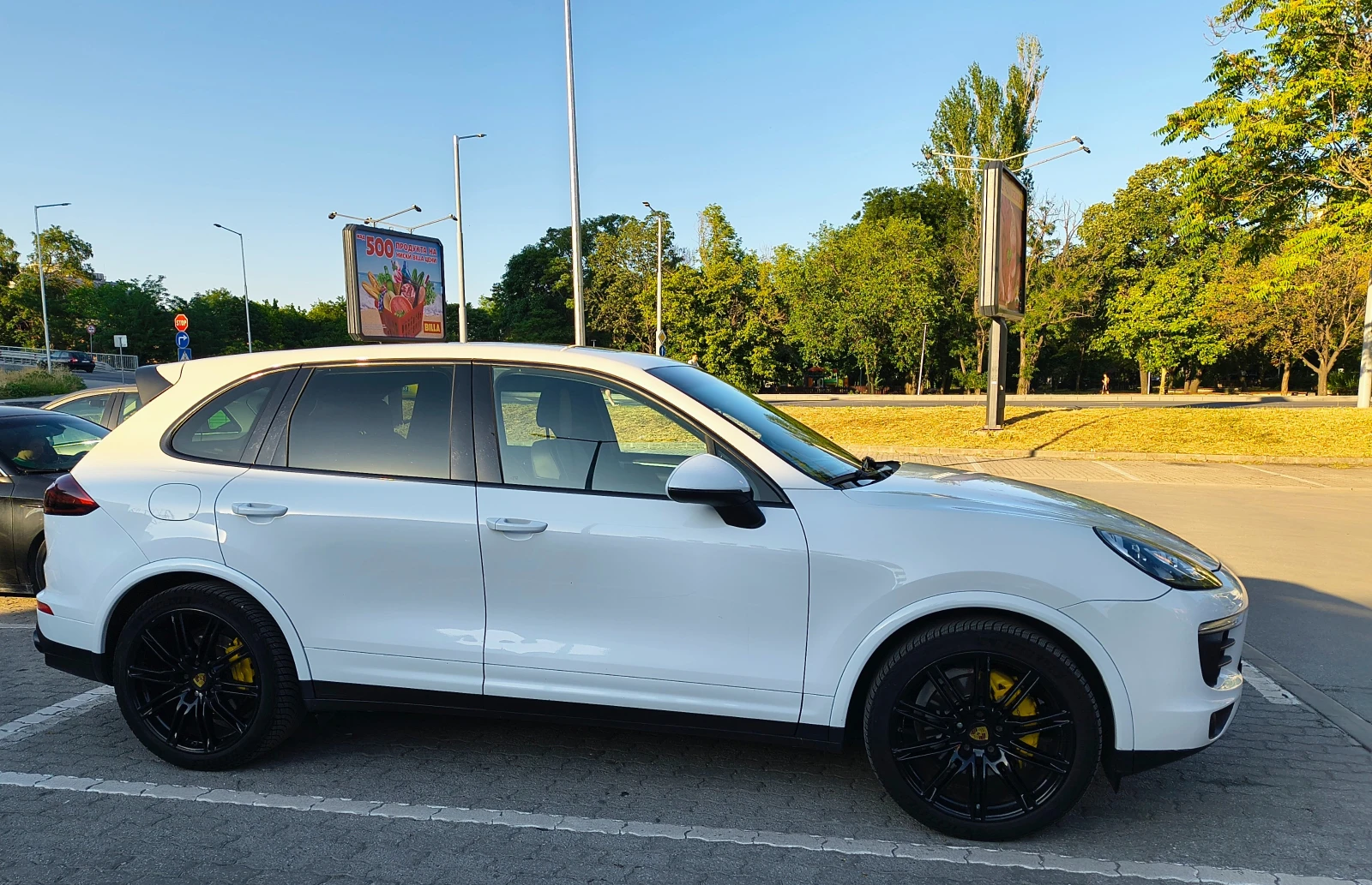 Porsche Cayenne FULL LED/CAMERA/PANORAMA/BOSE/F1 - изображение 4