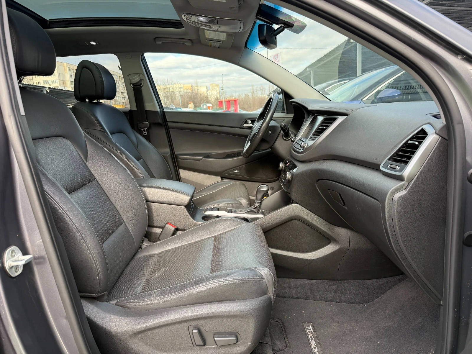 Hyundai Tucson LIMITED, 1.6T, AWD - изображение 8